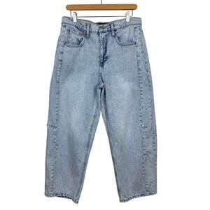 Aeropostale Barrel Jeans 100% Cotton Baggy Tapered Cropped Light Wash Size 10